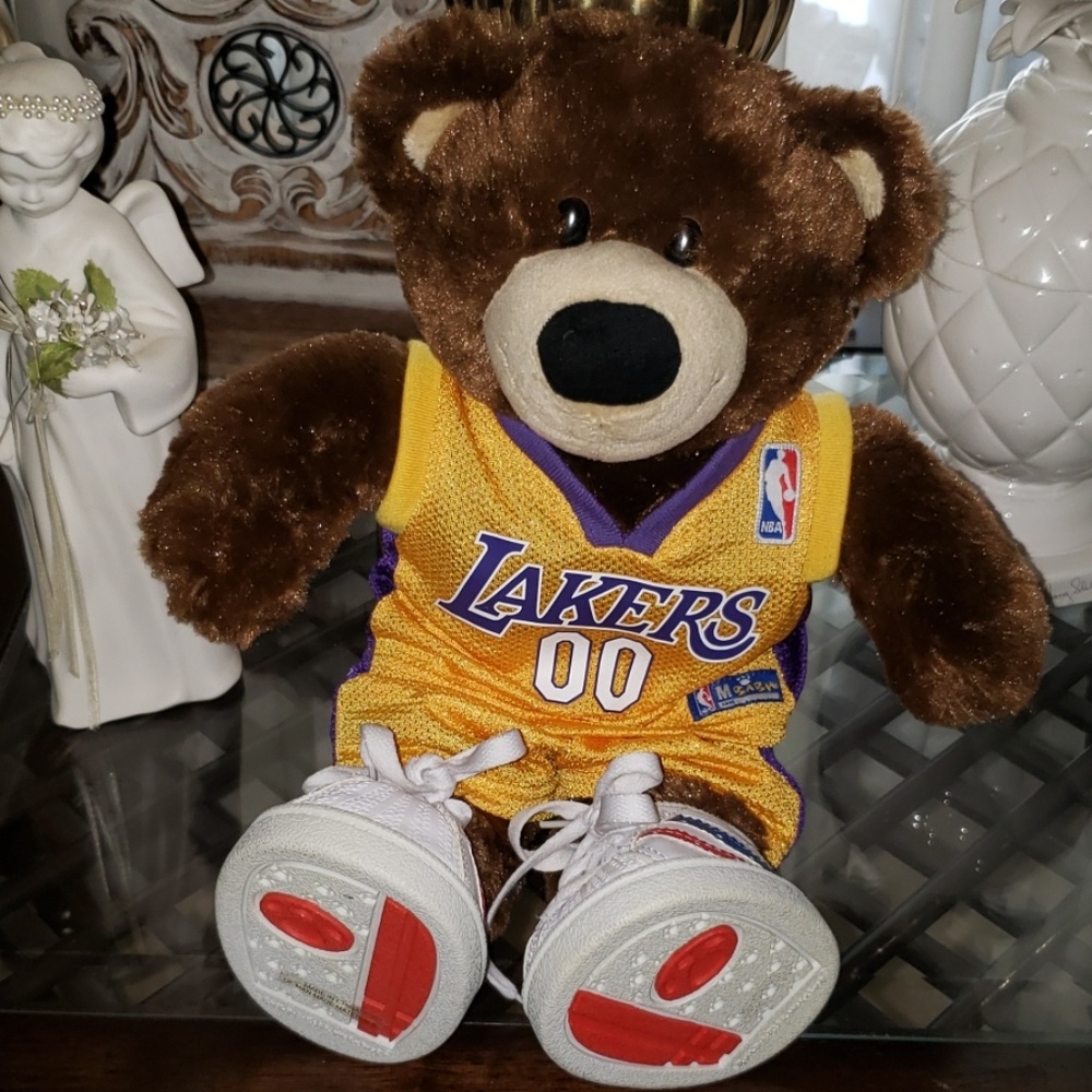 Laker's Build a bear